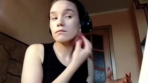 Mary online show from July 23, 8:33 am