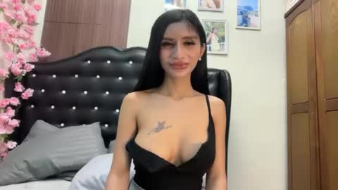 kristine online show from July 6, 9:25 am
