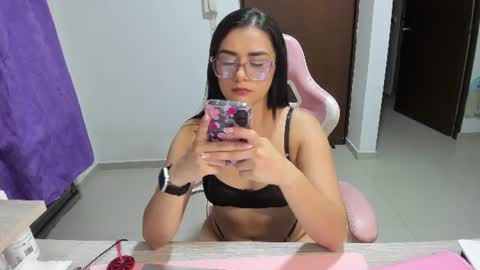 lana online show from July 29, 1:27 am