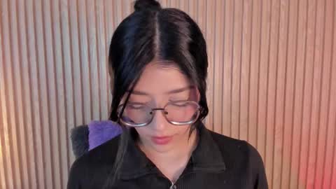 ... .          . ... online show from November 8, 1:16 pm