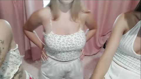 lana_feya online show from July 22, 4:30 pm
