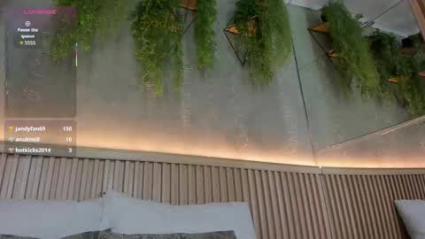 lana_lann online show from January 5, 5:27 pm