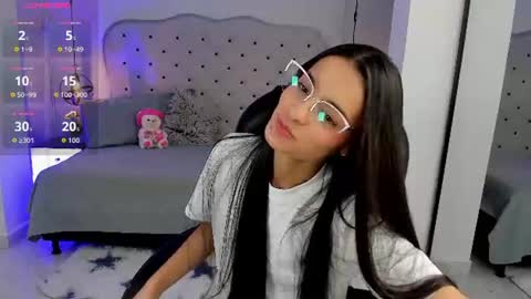 lana_rhoaades online show from July 23, 12:24 pm