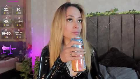 Lana online show from February 11, 5:53 am