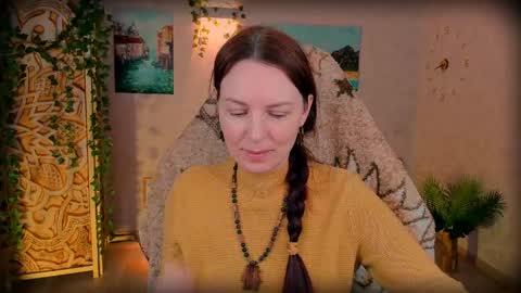 Lana Radiance online show from May 31, 3:18 pm