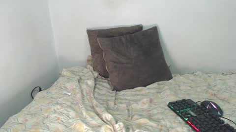 lanarave online show from February 21, 8:06 am