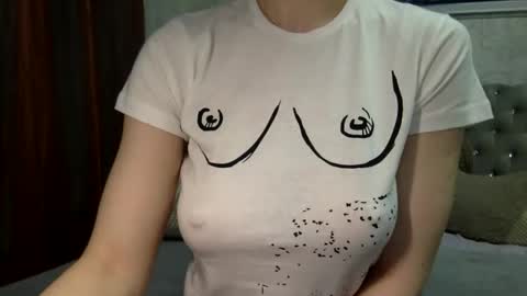 langoria online show from March 5, 9:10 pm