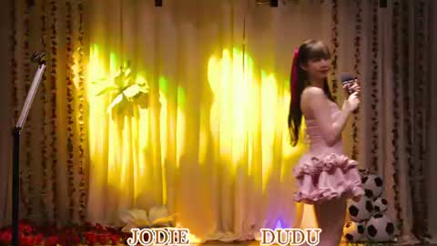 lankwaifong_cindy online show from June 18, 3:08 am