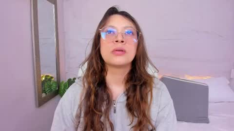 Lanna online show from June 5, 11:49 am