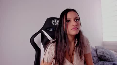 lanna_as online show from January 31, 3:00 pm