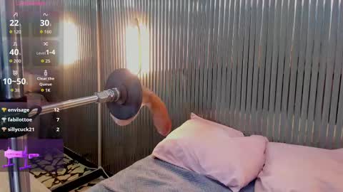 Snapshot of lanna_brunette chatting on September 29, 5:29 pm lanna_brunette online show from September 29, 5:29 pm