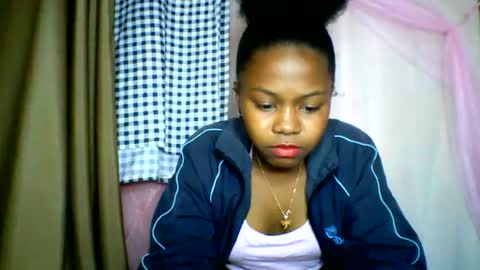 lara_belle online show from June 13, 8:12 am