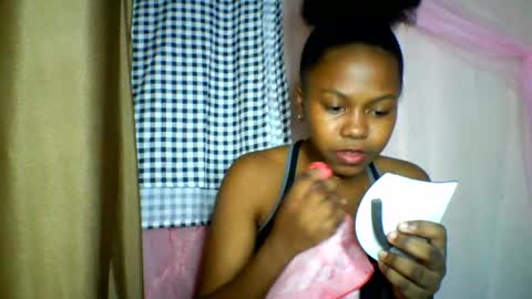lara_belle online show from June 19, 10:19 am