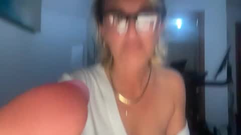 lara_sexy_45 online show from December 23, 4:38 am