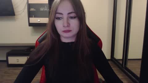 Laralianna online show from January 7, 7:49 pm