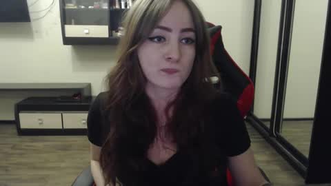 Laralianna online show from February 25, 4:03 pm