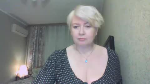 laramrs online show from February 9, 4:53 pm