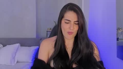 Laura online show from June 13, 3:04 am