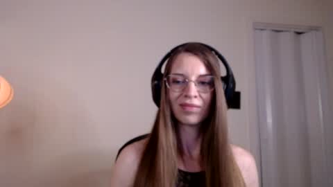 larawintersxxx online show from July 16, 10:36 pm