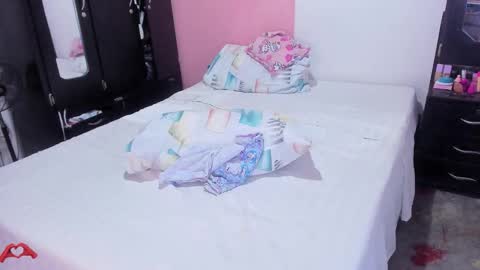 laris_park online show from November 9, 1:11 am