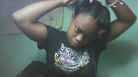 larissa645771 online show from September 14, 8:29 pm