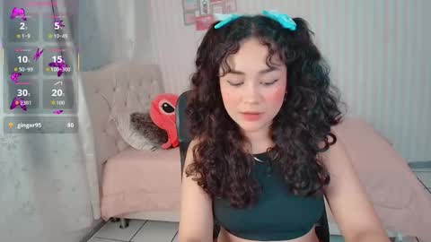 Larissas online show from November 13, 11:15 pm