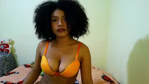 larita_curly online show from May 2, 10:24 pm
