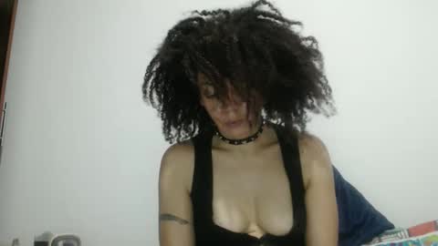 Latinacoka online show from June 3, 1:18 am