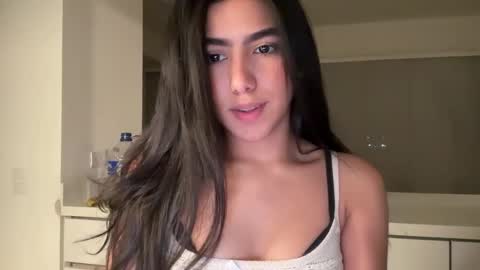 Hi -  online show from February 3, 6:22 am