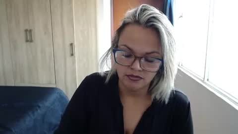 Laura online show from July 28, 8:52 pm
