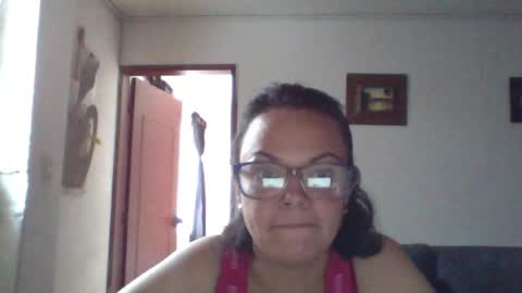 Laura online show from June 5, 2:56 pm