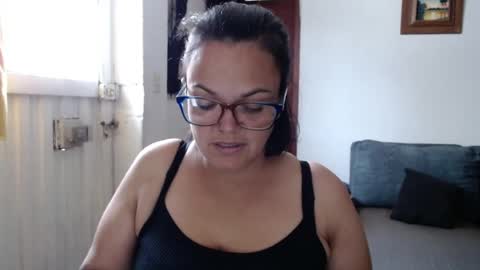 Laura online show from June 20, 6:22 pm