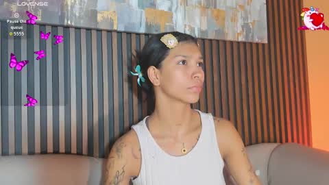 Laura online show from October 5, 12:54 pm