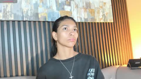 Laura online show from February 15, 12:04 pm