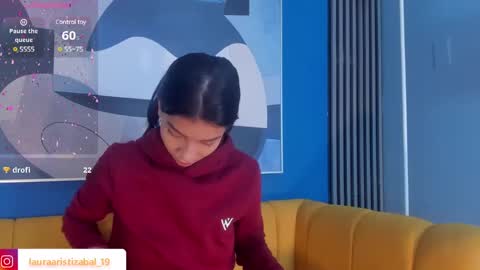 Laura online show from March 6, 1:46 pm