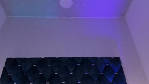 Laura Bassi online show from March 8, 2:16 pm