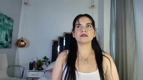 laura hotties online show from June 5, 5:41 pm