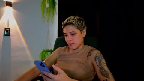 Laura Rose online show from July 16, 8:35 pm