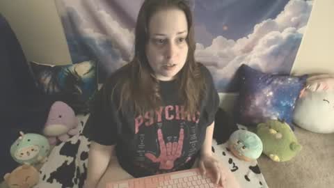 LauraChan online show from March 9, 1:31 am