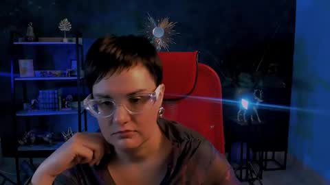 lauradavidsons online show from November 22, 2:36 am