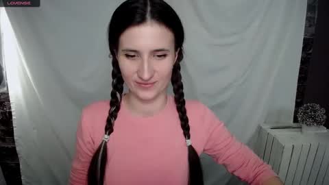 Snapshot of lauradre_ chatting on January 21, 12:18 pm Laura online show from January 21, 12:18 pm