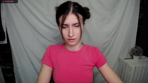 Snapshot of lauradre_ chatting on January 27, 7:03 am Laura online show from January 27, 7:03 am