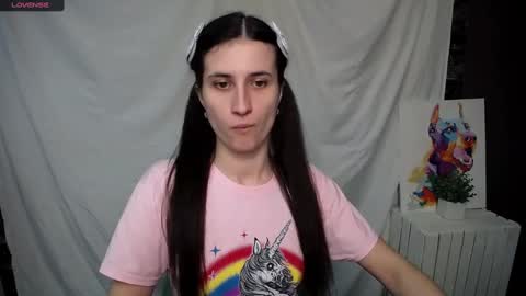 Snapshot of lauradre_ chatting on February 24, 8:36 am Laura online show from February 24, 8:36 am