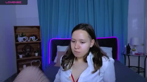 Laura online show from September 10, 9:42 am