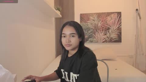 Lau online show from October 16, 1:14 pm