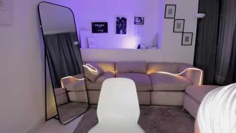 laureen_se online show from March 2, 6:58 am