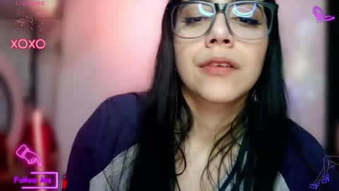 Lauren online show from December 16, 7:14 am