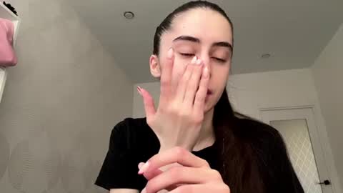 laurenadupuy online show from June 29, 2:28 pm