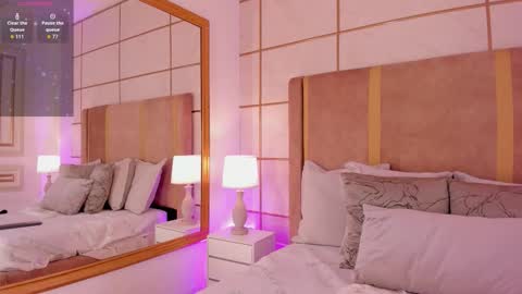    online show from February 7, 11:30 pm