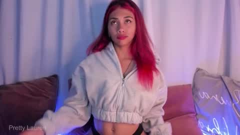 laurenn__1 online show from February 22, 2:23 am